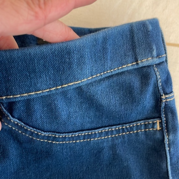 Bandalino Skinny Jeans - Picture 5 of 8